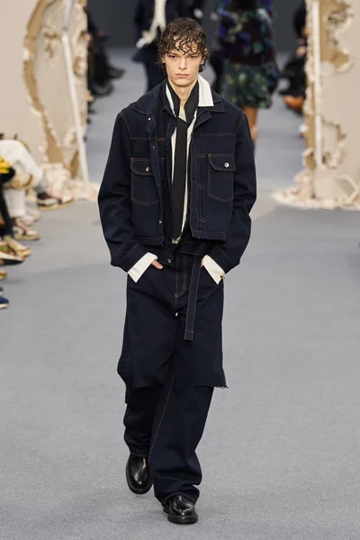 Look 67